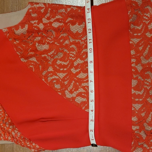 BCBG MaxAzria coral orange fitted diagonal style dress size 6 - Picture 9 of 9